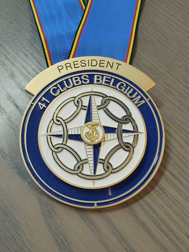 Collier President Club avec medaille